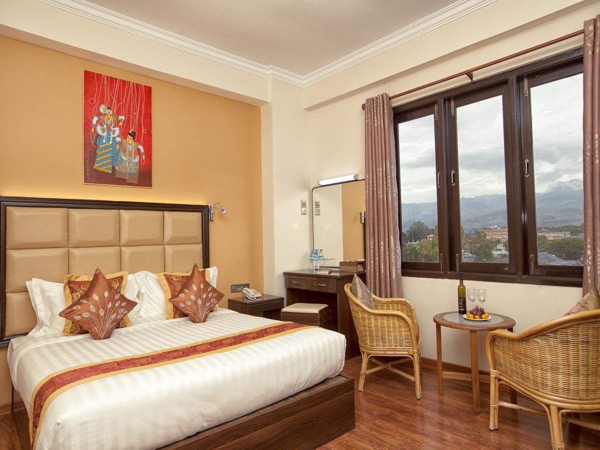 The Hotel Emperor-Inle Nyaung Shwe Exterior foto
